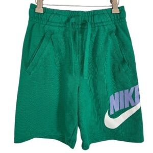 Nike Sportswear HBR Club Emerald Green Boy’s Shorts Size Medium